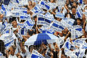 El Lobo ruge rumbo a Abasto: caravana albiazul para respaldar al plantel antes del clásico