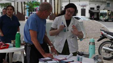 La Plata impulsa una nueva semana de controles gratuitos, vacunación y talleres en distintos barrios