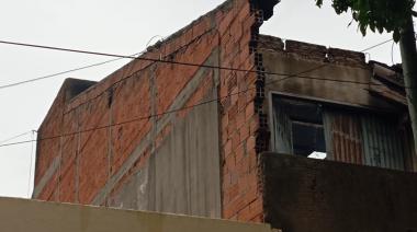 Incendio en una vivienda generó momentos de tensión en el barrio El Mondongo