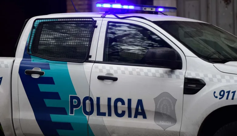 Aprehenden a sujeto tras causar daños y agredir a un policía en Berisso