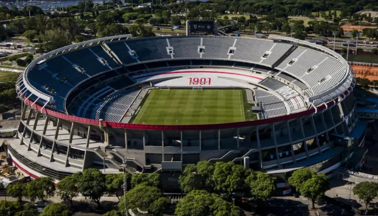 El Monumental frente a un nuevo salto: techar y ampliar el estadio más grande de Sudamérica