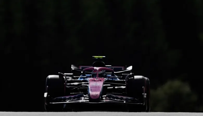 Colapinto sufrió en la primera práctica del GP de Singapur y quedó en el fondo de la tabla