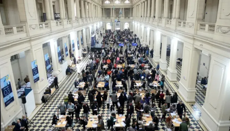 La Justicia Electoral inició en La Plata el escrutinio definitivo de las elecciones bonaerenses