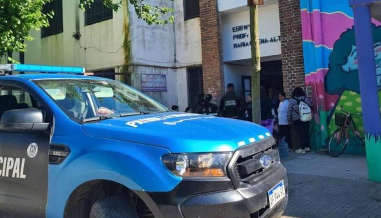 La Plata: conflicto en un colegio se suspenden las clases y continua la alarma por la violencia escolar