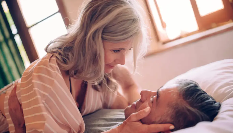 ¿Qué pasa realmente en el cuerpo cuando llegan estos cambios hormonales?