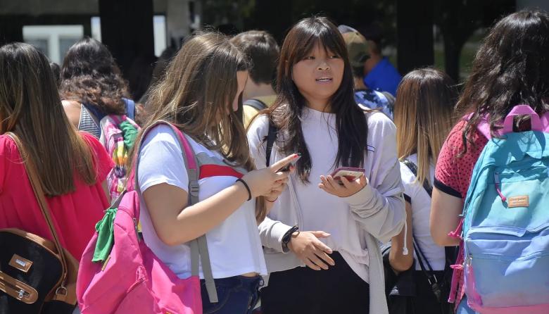 La UNLP se consolida como polo regional: más de 8.400 estudiantes extranjeros cursaron en 2024