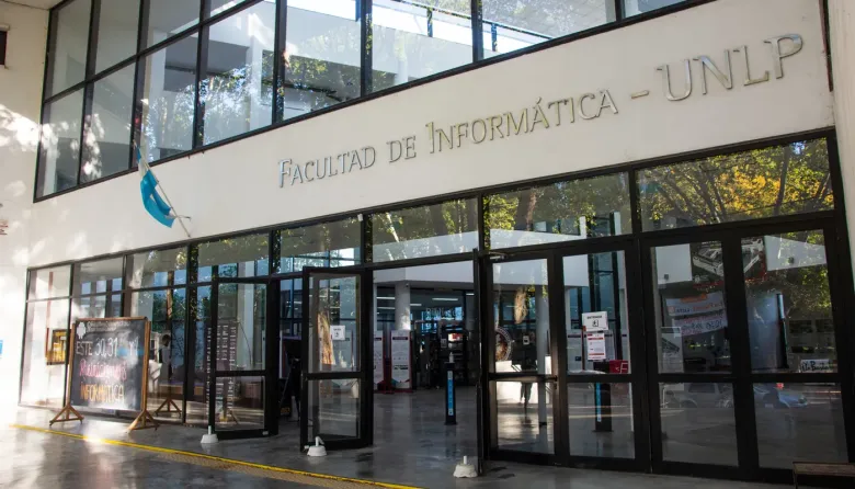 UNLP | Ocho de cada diez alumnos afuera: alarma por un nuevo bochazo masivo en la facultad de Informática