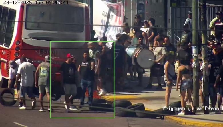 Máxima tensión en el conurbano: Grabois y el Evita "aprietan" a Julián Álvarez en una interna que quema