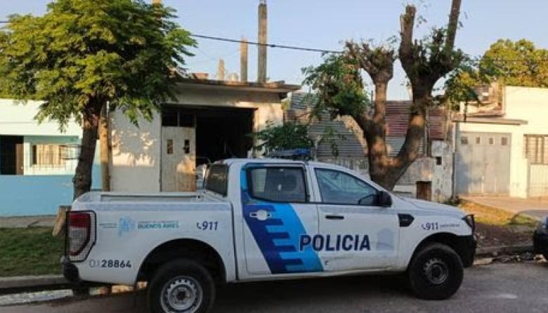 BERISSO | Villa Progreso sitiada: una banda encapuchada tomó una vivienda en plena noche