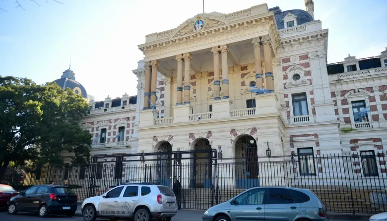 La Provincia abre un concurso para abogados y ofrece formación dentro del Estado