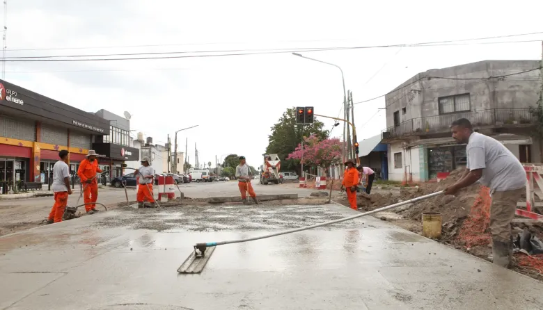 Avanza el ensanche de la Avenida 60 en Los Hornos: qué tramos abarca la tercera etapa