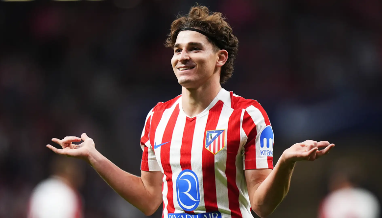 Julián Álvarez: Atlético de Madrid le pone precio récord y frena al Barcelona