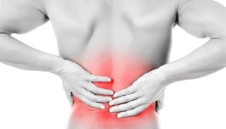 Cómo eliminar el dolor lumbar: los 5 ejercicios clave recomendados por expertos para fortalecer la espalda