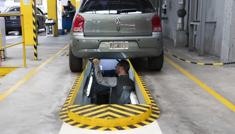 Gobierno mantiene cambios en la VTV y rechaza el reclamo de los talleres