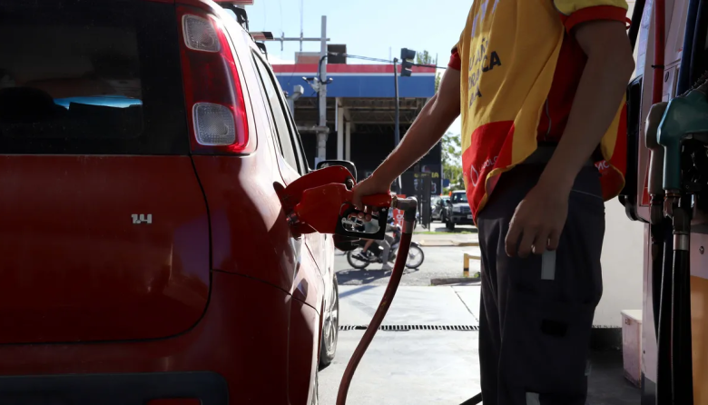Descuentos en nafta: cómo ahorrar hasta $50.000 al mes