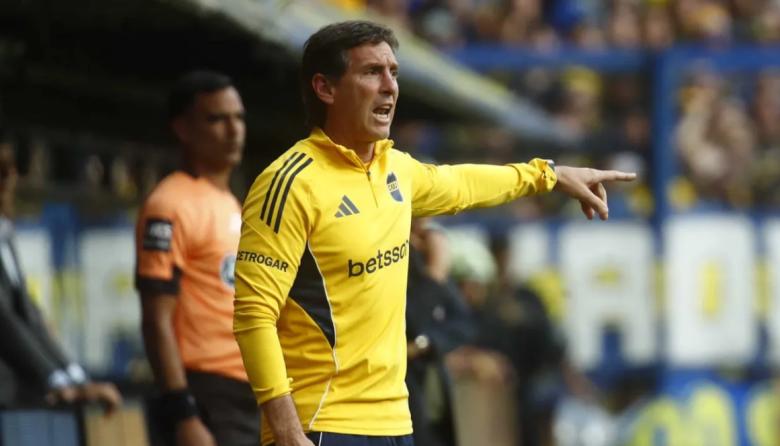 Claudio Úbeda destacó la "contundencia" de Boca y blindó al juvenil Tomás Aranda