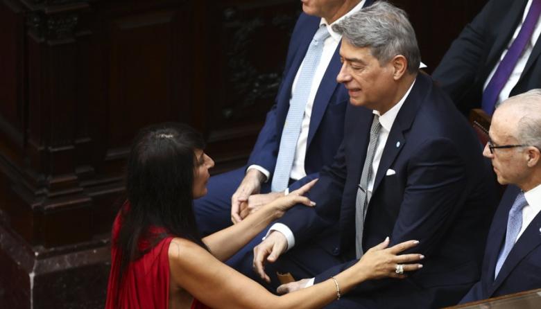 El abrazo del narcotráfico: la sugestiva cercanía de la diputada Villaverde con la Corte Suprema