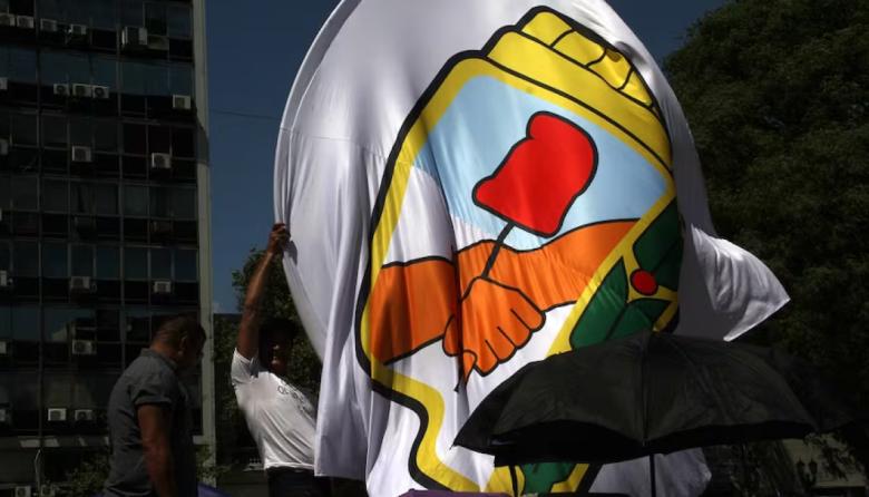 Peronismo en tensión: MDF y La Cámpora se enfrentan por el control del peronismo en 16 distritos