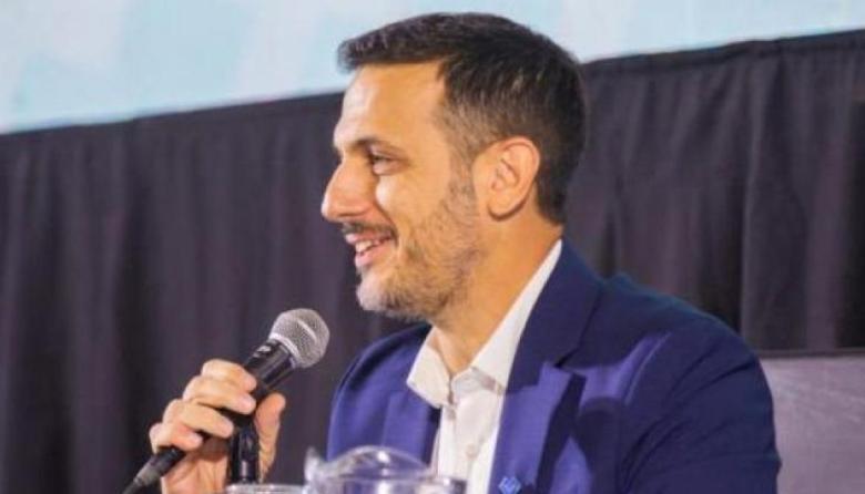 Julián Álvarez proclamó las autoridades del PJ de Lanús con un fuerte mensaje de lealtad a Cristina Kirchner