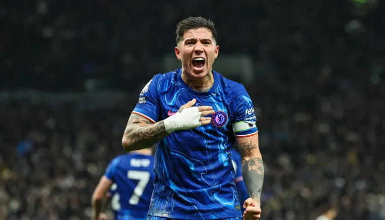 Enzo Fernández en crisis: duras críticas en Chelsea y rumores de salida