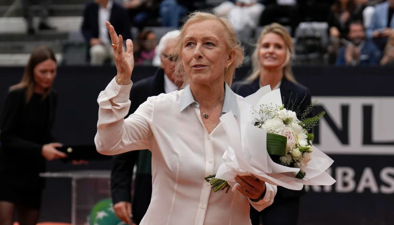 Milei recibió duras críticas de Martina Navratilova por dichos sobre contaminación