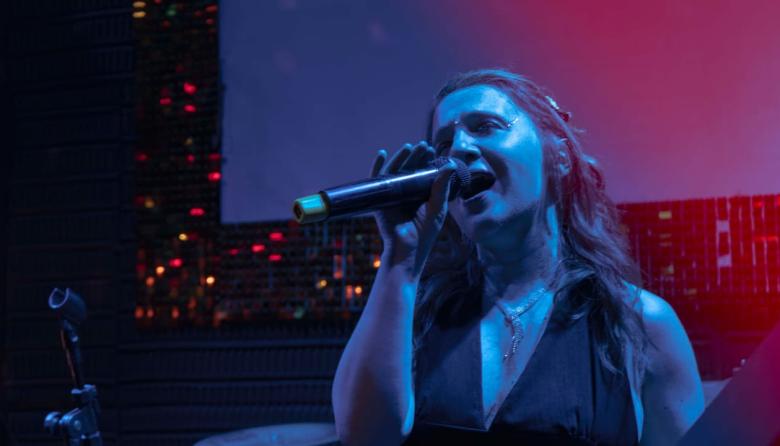 Florencia Jares se une a "Compartiendo con el Teto Medina" para presentar su presente artístico y nuevos desafíos vocales.