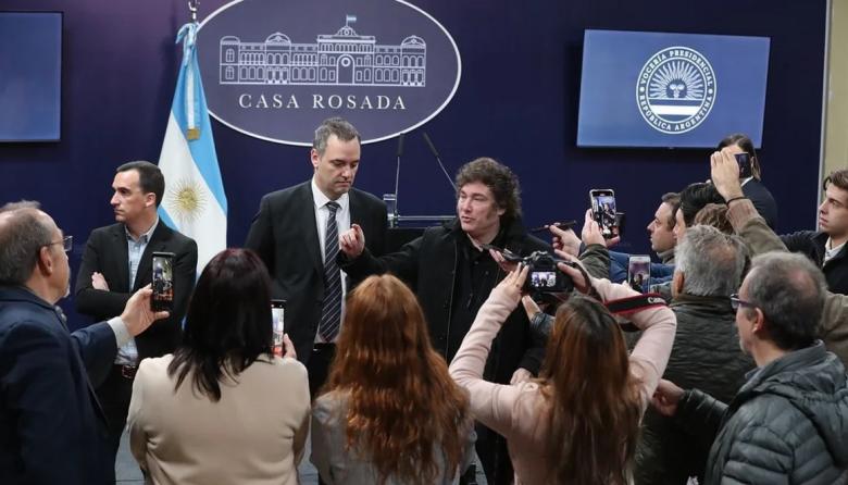 Censura: Milei cerró la Sala de Prensa de la Casa Rosada y les quitó las acreditaciones a todos los periodistas