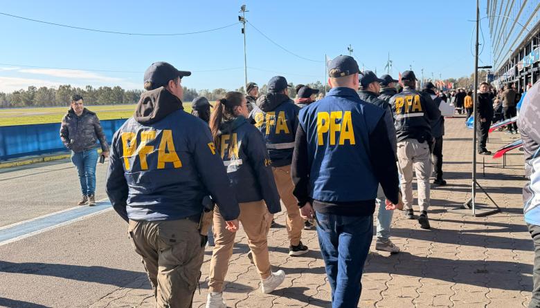 AHORA | Redada federal en el Mouras de La Plata: el clan Mazzacane acorralado y la complicidad de Kicillof al desnudo