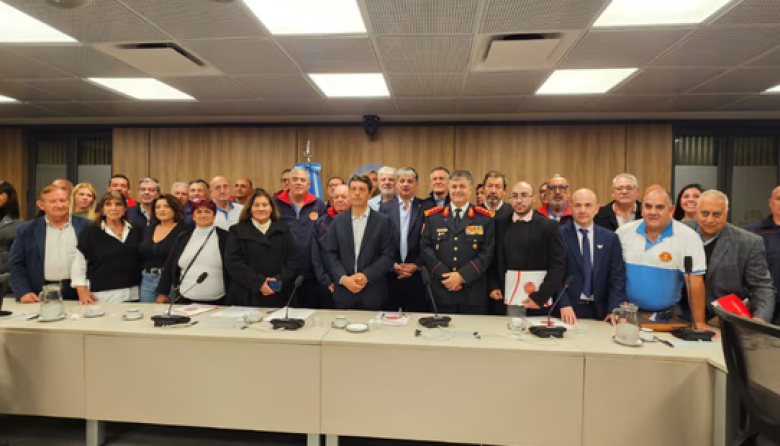 Con el agua al cuello: Los bomberos denuncian que Nación les pisa más de $53.000 millones