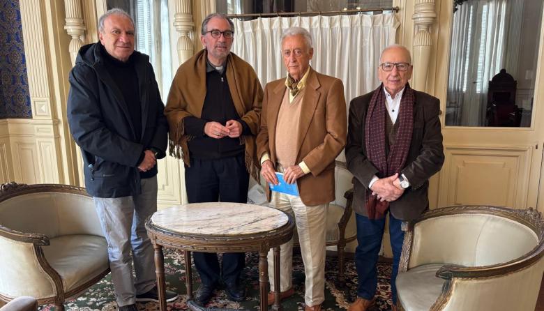 Encuentro entre el Arzobispo platense y el Consejo Consultivo para el Desarrollo