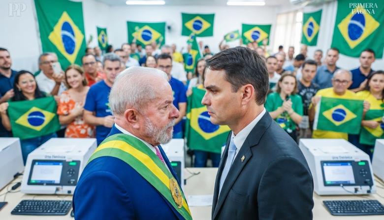 Elecciones en Brasil: Lula y Flávio Bolsonaro llegan a una elección con final abierto
