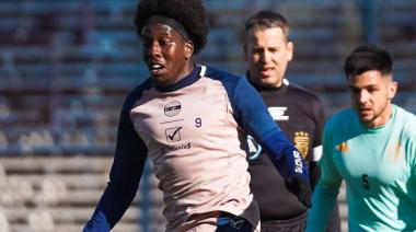 El Lobo está imparable y Hurtado le dio otro triunfo en la pretemporada