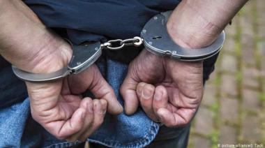 Detenido con licencia trucha