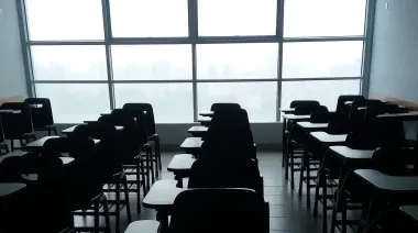 Docentes y nodocentes paran en reclamo de salarios dignos y más presupuesto