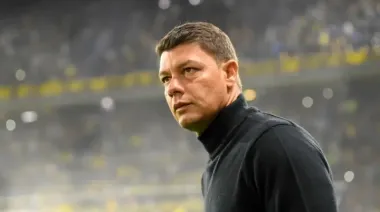 Battaglia cruzó a Cascini y dejó abierta la puerta a la oposición de Boca