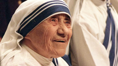 Teresa de Calcuta: vida, obra y polémicas de la monja más conocida