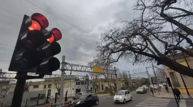 Le ponen fecha a la semaforización de la renovada Diagonal 74 en La Plata