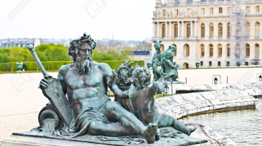 ¿Y si las estatuas del palacio de Versalles pudieran hablarte?