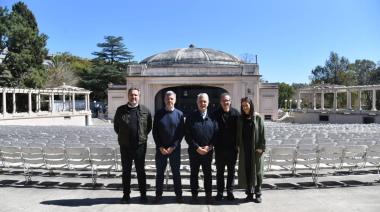 Alak y Bauer recorrieron el Teatro del Lago y anunciaron la inminente adjudicación de la obra
