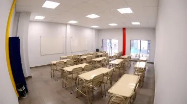 La UNLP se paraliza: Día del Maestro y paro docente contra el ajuste