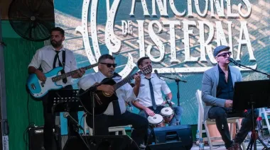 Canciones de Cisterna vuelve a Espacio Live con “Historias de un Amor”