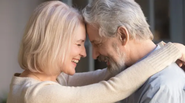 Cómo la menopausia afecta la libido y qué tratamientos ayudan a mejorar la salud sexual