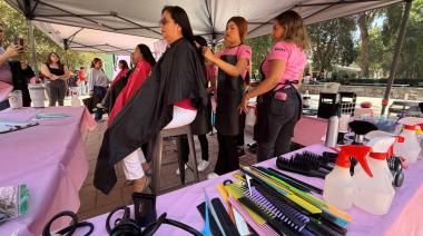 Campaña solidaria y controles gratuitos en el Mes del Cáncer de Mama en La Plata