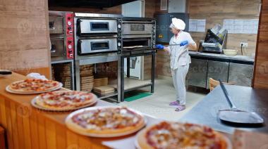 Por la crisis, los restaurantes dejan la carne y se vuelcan a pizzas y pastas
