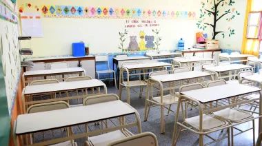 Aulas vacías y reclamos al gobierno: comienza un paro docente en La Plata, Berisso y Ensenada