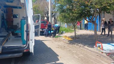 Una motociclista resultó herida tras chocar contra una camioneta en 31 entre 63 y 64