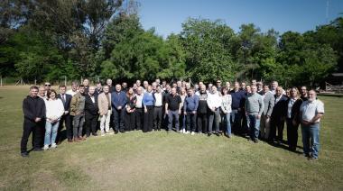 Tensión en el PJ bonaerense: intendentes "axelistas" llaman a “una alternativa nacional”