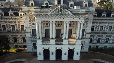 TODAS LAS FECHAS | Cuándo y cómo cobran los empleados públicos de Kicillof en PBA