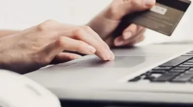 Descuentos que cuestan caro: el fraude detrás de la página de Fravega clonada