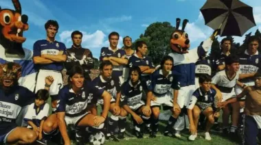 La historia que no se borra: Gimnasia festejó en 1993 una copa que la AFA reconoce pero el país aún discute